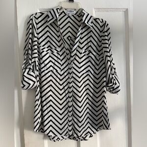 Express Chevron Button Down Blouse Sz Small Black White Career Wear Sheer